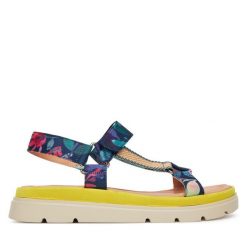 Sandały Tamaris. Niebieskie sandały damskie Tamaris, bez wzorów, bez obcasa, na koturnie, bez zapięcia. Za 219.99 zł.