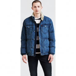 Kurtka przejściowa "Down Barstow" w kolorze niebieskim. Niebieskie kurtki męskie Levi's. W wyprzedaży za 347.95 zł.