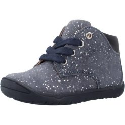 Buty GEOX B MACCHIA GIRL Niebieski. Niebieskie obuwie sportowe damskie Geox, bez wzorów, ze skóry, na fitness i siłownię. Za 179.99 zł.