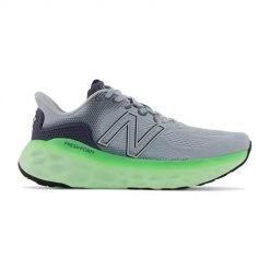 Buty do biegania męskie New Balance Fresh Foam More V3. Buty sportowe męskie New Balance, z materiału, bez zapięcia, do biegania. Za 819.99 zł.