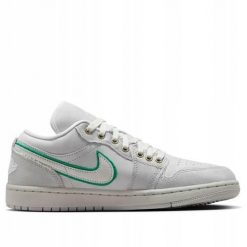 Buty do chodzenia damskie Nike Air Jordan 1 Low SE. Białe obuwie sportowe damskie Nike, bez wzorów, z materiału, trekkingowe, Nike Air Jordan. Za 589.00 zł.