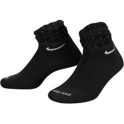 SKARPETY Nike Everyday Socken, Kobiety. Czarne skarpety damskie Nike, bez wzorów, z poliesteru. Za 190.00 zł.
