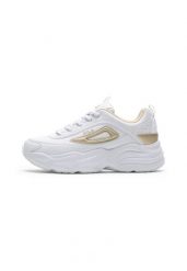 Buty sportowe damskie Fila Skye ZP. Białe obuwie sportowe damskie Fila, bez wzorów, z jeansu, trekkingowe. Za 249.00 zł.