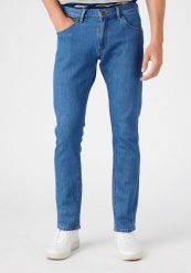 WRANGLER BRYSON MĘSKIE SPODNIE JEANSOWE ALL IN STONE W14X3831T 112145812. Niebieskie spodnie materiałowe męskie Wrangler, l, bez wzorów, z bawełny, eleganckie. Za 239.99 zł.