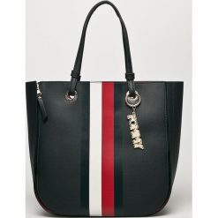 Tommy Hilfiger - Torebka. Szare torby na ramię damskie Tommy Hilfiger. Za 629.90 zł.