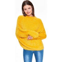 PUDEŁKOWY SWETER Z GOLFEM. Swetry damskie marki TOP SECRET. W wyprzedaży za 49.99 zł.