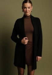 Czarny Kardigan Niezapinany z Kaszmirem o Długim Kroju Ertine. Czarne kardigany damskie Born2be, bez wzorów, z kaszmiru, eleganckie, długie. Za 159.99 zł.