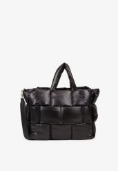 Czarna Pikowana Torebka Shopperka z Efektem 3D Vamirre. Czarne torebki do ręki damskie Born2be, bez wzorów, z jeansu, eleganckie, pikowane, bez dodatków. Za 159.99 zł.