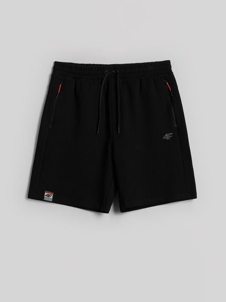4F Spodenki dresowe męskie - czarne XXL. Czarne szorty męskie 4f, m, bez wzorów, z dresówki, klasyczne. Za 129.99 zł.