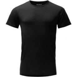 Koszulka termoaktywna Devold Breeze Merino 150 T-Shirt. Czarne t-shirty męskie Devold, m, bez wzorów, z materiału, bez kołnierzyka. Za 398.40 zł.