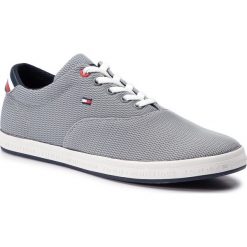 Tenisówki TOMMY HILFIGER - Essential Oxford Textile Sneaker FM0FM02052 Griffin 991. Półbuty na co dzień męskie marki Tommy Hilfiger. Za 299.00 zł.