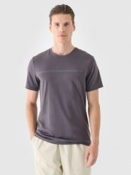 4F T-shirt regular z nadrukiem męski - szary M. Szare koszulki sportowe męskie 4f, m, bez wzorów, z bawełny, bez kołnierzyka, bez ramiączek. Za 29.99 zł.
