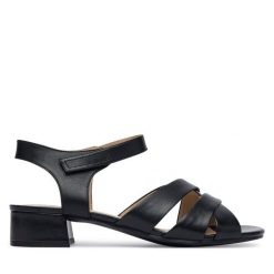 Sandały Caprice. Czarne sandały damskie Caprice, bez wzorów, bez obcasa, na słupku, bez zapięcia. Za 329.99 zł.