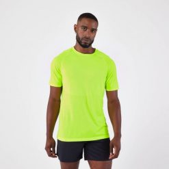 Koszulka do biegania męska Kiprun Run 500 Comfort. Zielone koszulki sportowe męskie KIPRUN, m, bez wzorów, z materiału, bez kołnierzyka, bez ramiączek, do biegania. Za 89.99 zł.