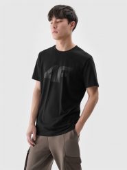 4F T-shirt regular z nadrukiem męski - czarny XXL. Czarne koszulki sportowe męskie 4f, m, bez wzorów, z bawełny, klasyczne, bez kołnierzyka. Za 59.99 zł.