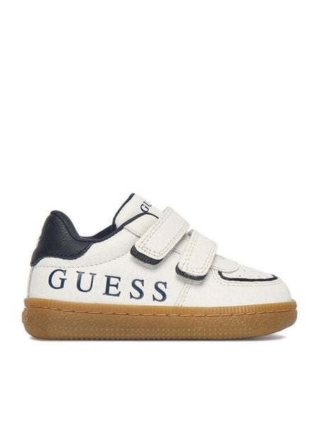 Guess Sneakersy CEO-CI12-SS2026(CH) Biały. Białe buty sportowe chłopięce Guess, z aplikacjami, ze skóry, bez zapięcia. Za 179.99 zł.