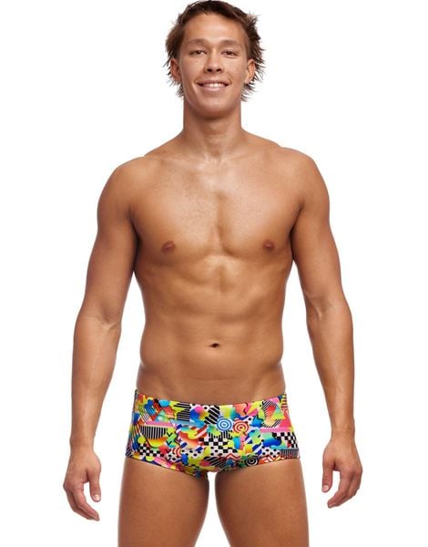 Kąpielówki Funky Trunks Junk Yard - trunki męskie. Brązowe kąpielówki męskie FUNKY TRUNKS, l, bez wzorów, z poliesteru, do pływania. Za 159.00 zł.