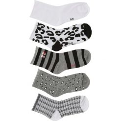 10-pack Szaro-Białych Skarpetek Be Present. Skarpety damskie marki Born2be. Za 29.99 zł.