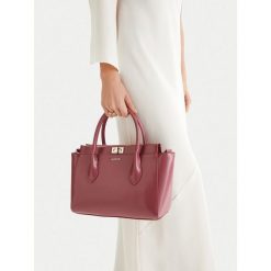 Torebka Lasocki. Czerwone torebki do ręki damskie Lasocki, bez wzorów, bez dodatków. Za 169.99 zł.