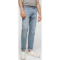 Mango Man - Jeansy Bob3. Jeansy męskie marki Mango Man. W wyprzedaży za 69.90 zł.
