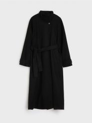 Długi klasyczny płaszcz z paskiem - czarny. Czarne płaszcze damskie Sinsay, l, bez wzorów, klasyczne, długie, bez kaptura. Za 139.99 zł.