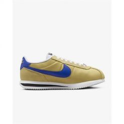Buty do chodzenia damskie Nike Cortez Textile. Obuwie sportowe damskie Nike, bez wzorów, z materiału, trekkingowe, Nike Cortez. Za 543.25 zł.