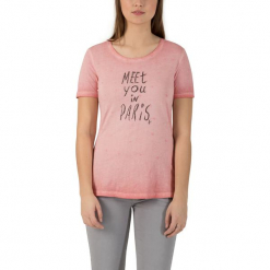 Koszulka "Paris" w kolorze jasnoróżowym. Czerwone t-shirty damskie Timezone, z bawełny, z okrągłym kołnierzem. W wyprzedaży za 58.95 zł.