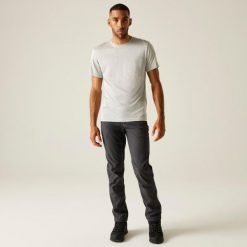 Spodnie turystyczne Regatta Geo II. Szare spodnie sportowe męskie Regatta, l, bez wzorów, z softshellu, trekkingowe. W wyprzedaży za 119.99 zł.