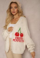Jasnobeżowy Kardigan z Domieszką Wełny z Napisem i Wiśnią Benana. Brązowe kardigany damskie Renee, z aplikacjami, z jeansu, bez kołnierzyka, bez ramiączek, bez kaptura. Za 159.99 zł.