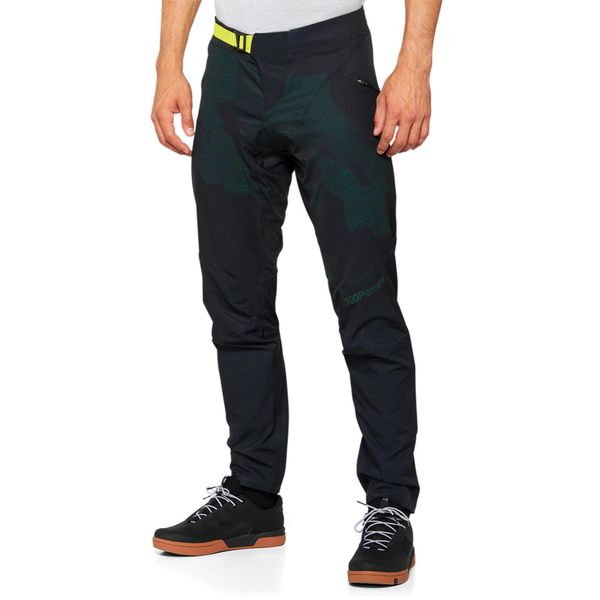 Spodnie 100% Airmatic LE. Brązowe buty sportowe męskie 100%, m, bez wzorów, rowerowe. W wyprzedaży za 499.05 zł.