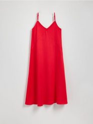Jeansowa sukienka maxi z lyocellu - czerwony. Czerwone sukienki damskie Reserved, l, bez wzorów, z jeansu, bez kołnierzyka, bez ramiączek, maxi. Za 159.99 zł.