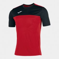 Koszulka do piłki nożnej dla chłopców Joma Winner. Czarne t-shirty dla chłopców Joma, bez wzorów, z materiału, bez ramiączek. Za 149.50 zł.