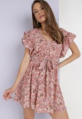 Różowa Sukienka Dioete. Czerwone sukienki damskie Born2be, l, bez wzorów, bez kołnierzyka, bez ramiączek, mini. Za 29.99 zł.