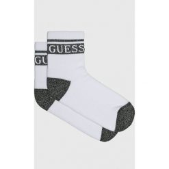 Guess Jeans - Skarpetki. Szare skarpety damskie Guess Jeans, z bawełny. W wyprzedaży za 29.90 zł.