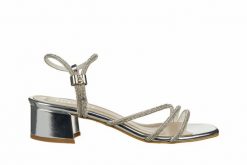 Sandały Bayla-187 07-1705 Silver 187227, Srebrny, Skóra ekologiczna - 37. Szare sandały damskie Bayla, z aplikacjami, z materiału, bez obcasa, na obcasie, bez zapięcia. W wyprzedaży za 224.99 zł.