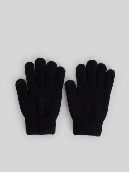 4F Rękawiczki dzianinowe dziecięce - czarne S/M. Czarne buty zimowe chłopięce 4f, bez wzorów, z dzianiny. Za 39.99 zł.