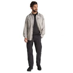 Spodnie cargo Craghoppers NosiLife III. Czarne spodnie sportowe męskie Craghoppers, bez wzorów, trekkingowe. Za 457.10 zł.