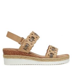 Espadryle Clara Barson. Brązowe sandały damskie Clara Barson, bez wzorów, bez obcasa, bez zapięcia. Za 95.99 zł.