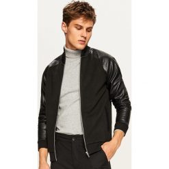 Bluza bomber z rękawami z eko skóry - Czarny. Czarne bluzy męskie Reserved, ze skóry. Za 99.99 zł.