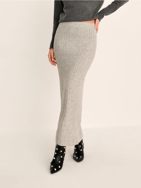 Prążkowana spódnica maxi z domieszką wełny - szary. Szare spódnice damskie Sinsay, l, bez wzorów, prążkowane, maxi. Za 69.99 zł.