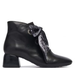 Botki Hispanitas. Czarne botki damskie Hispanitas, bez obcasa, na słupku, bez zapięcia. Za 739.99 zł.