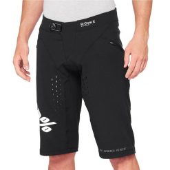 Krótki 100% R-Core X Sp21. Czarne krótkie spodenki sportowe męskie 100%, bez wzorów, rowerowe. W wyprzedaży za 397.70 zł.