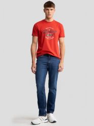 Koszulka męska z nadrukiem czerwona Jaman 704. Czerwone t-shirty męskie Big Star, l, bez wzorów, z bawełny, klasyczne, bez kołnierzyka. W wyprzedaży za 39.99 zł.