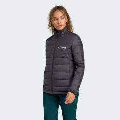 Kurtka Terrex Multi Light Down CLIMAWARM. Czarne kurtki damskie Adidas, bez wzorów, z puchu, bez kaptura. Za 599.00 zł.