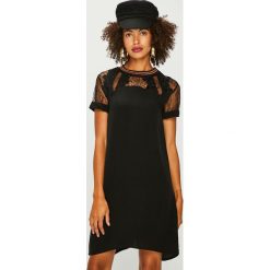 Desigual - Sukienka. Sukienki damskie marki Desigual. W wyprzedaży za 399.90 zł.