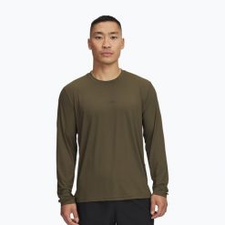 Longsleeve męski Under Armour Project Rock Iso Chill. Zielone koszulki sportowe męskie Under Armour, m, bez wzorów, bez kołnierzyka, bez ramiączek, na fitness i siłownię. Za 249.99 zł.