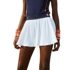 Spódnica tenisowa damska Lacoste Roland Garros. Białe spódnice damskie Lacoste, uniwersalny, bez wzorów, z materiału, klasyczne, dopasowane. Za 377.00 zł.