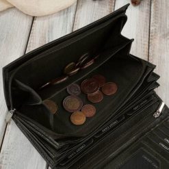 Paolo Peruzzi Portfel damski skórzany duży ciemnozielony z ochroną RFID klasyczny AL-07-GB. Brązowe portfele damskie Paolo Peruzzi, bez wzorów. Za 138.72 zł.