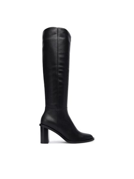 Max Mara Kozaki 25247962926 Czarny. Czarne kozaki damskie Max Mara, ze skóry, bez obcasa, na słupku. Za 4,869.00 zł.