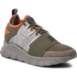 Sneakersy JOHN RICHMOND - 7005 C Taupe. Zielone półbuty na co dzień męskie John Richmond, z materiału, bez zapięcia. W wyprzedaży za 669.00 zł.